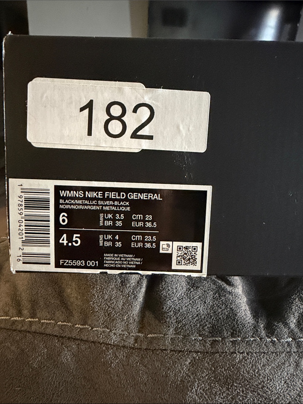 Nike Field General Sneakers in Black with Silver Swoosh - Picture 5 of 9